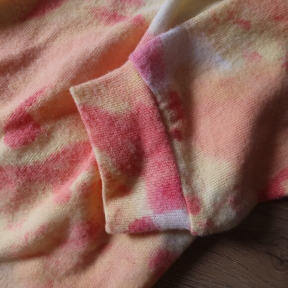 NWT Tie Dye Sweater Cardigan Crew Neck Cropped Size XL Candycore Holiday Gifts - Picture 11 of 15